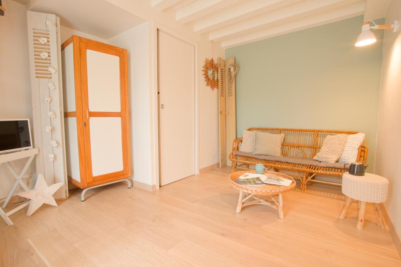 Bed and Breakfast La Belle Lurette Бресюир Экстерьер фото